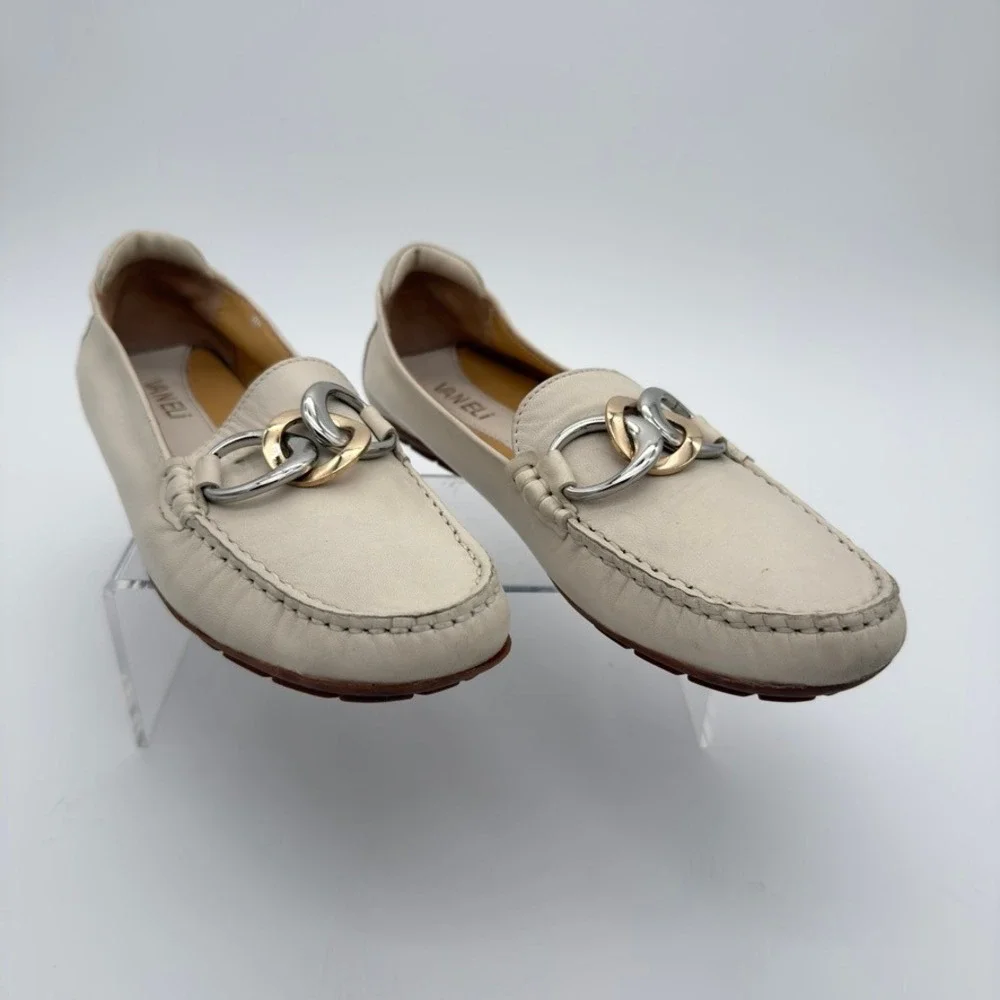 VANELi Women 9N Cream Leather Chain Driving Loafers Moccasins Shoes